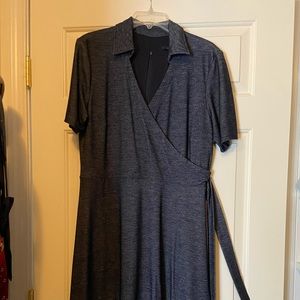 Chadwick’s denim look tie waist short sleeve dress L